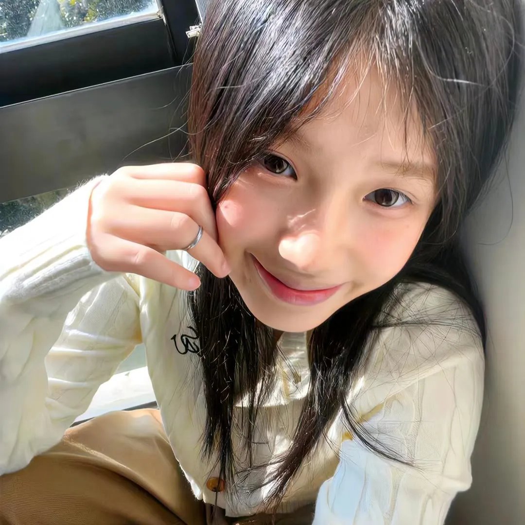 彩云妃子 海报